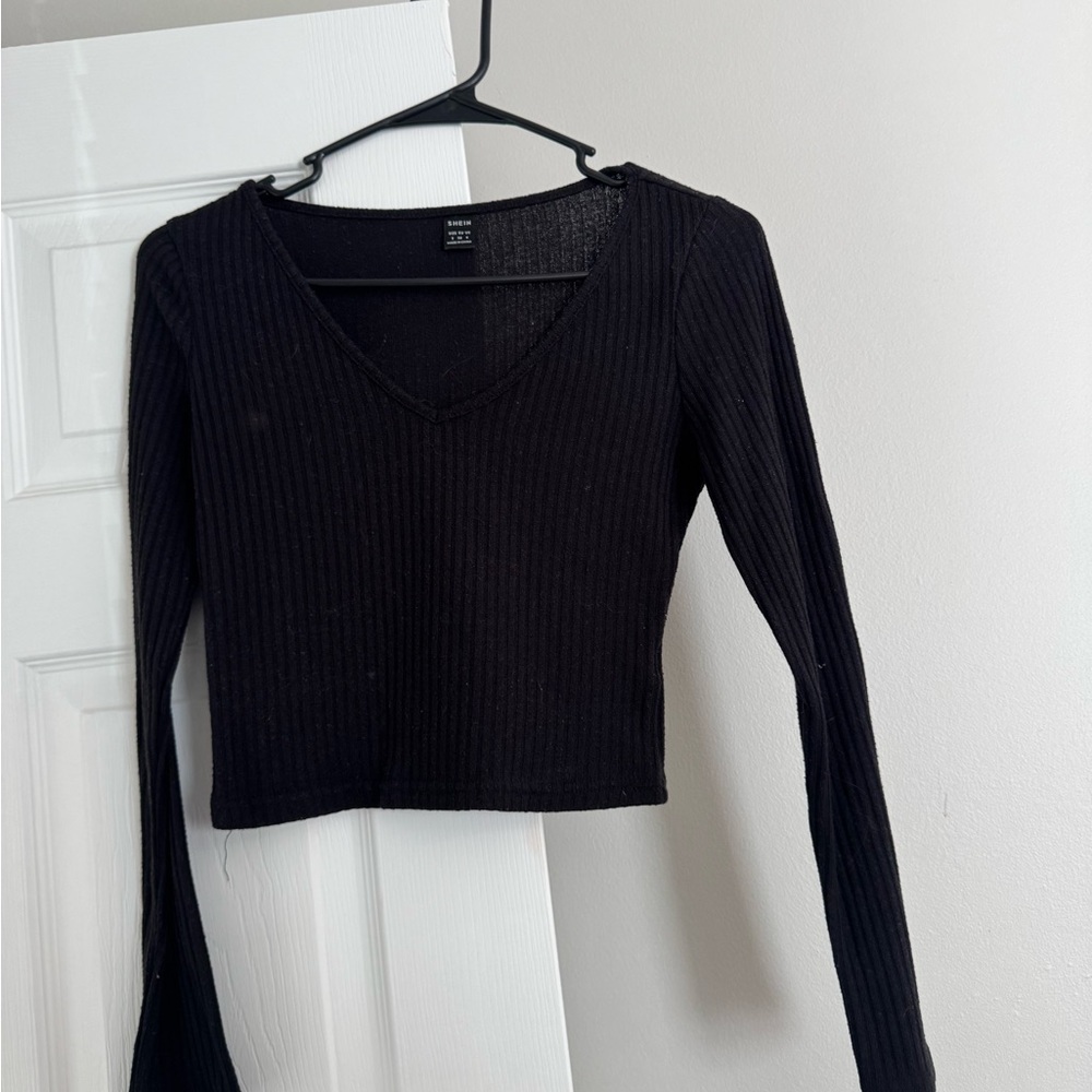 SHEIN Black Ribbed Long Sleeve V-Neck Top